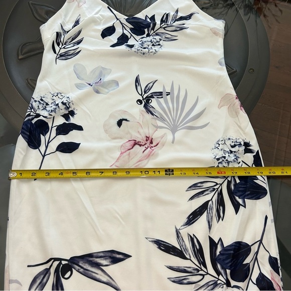 ➕Floral Print Slip Dress knee length Stretch material Size Large NWOT - Picture 8 of 9